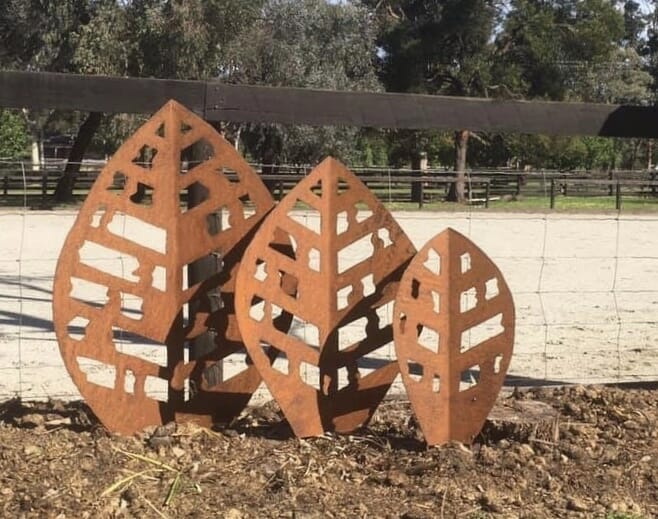 metal garden sculpture